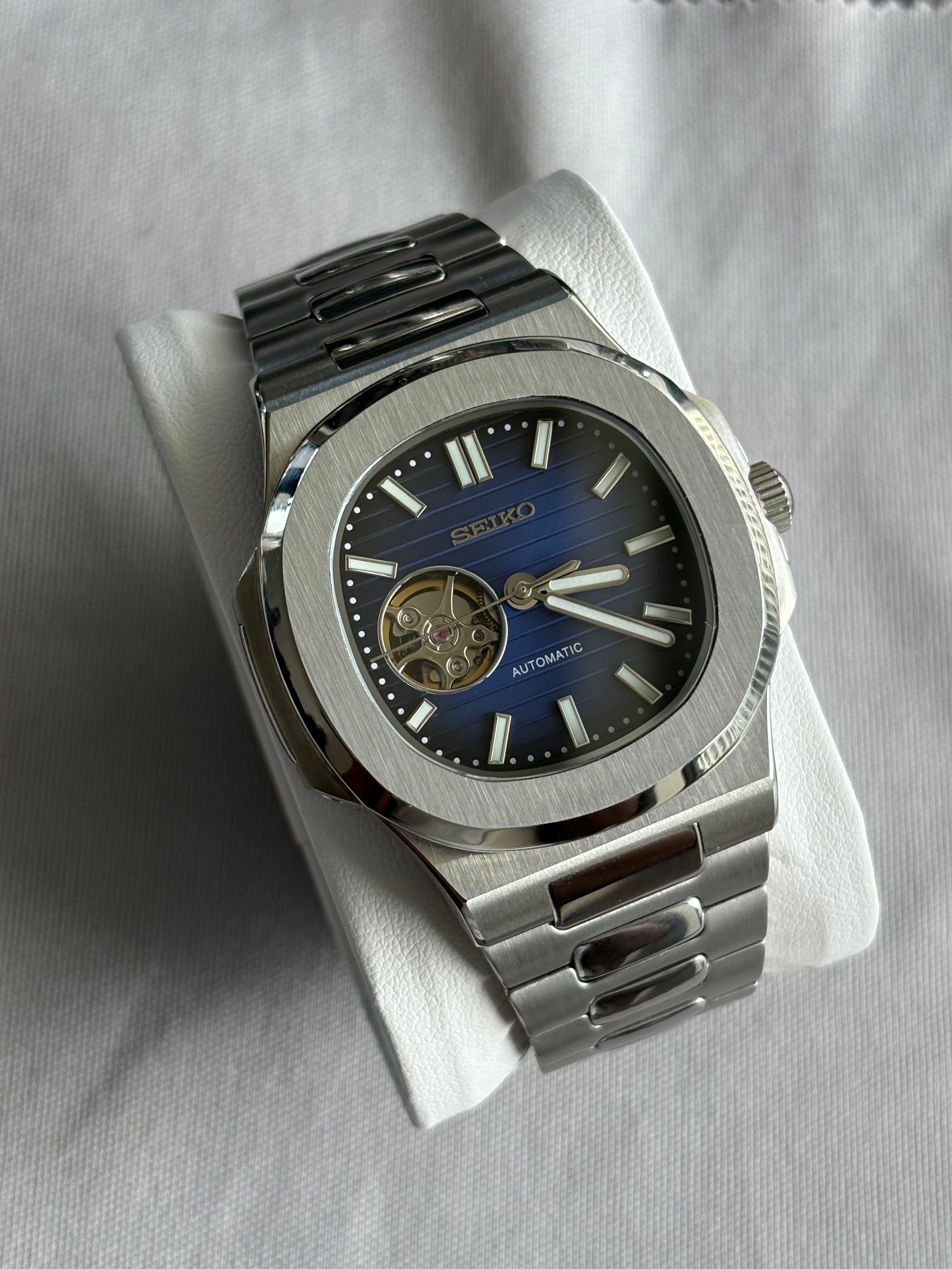 Seiko Mod Nautilus | Bleu Marine Open Heart
