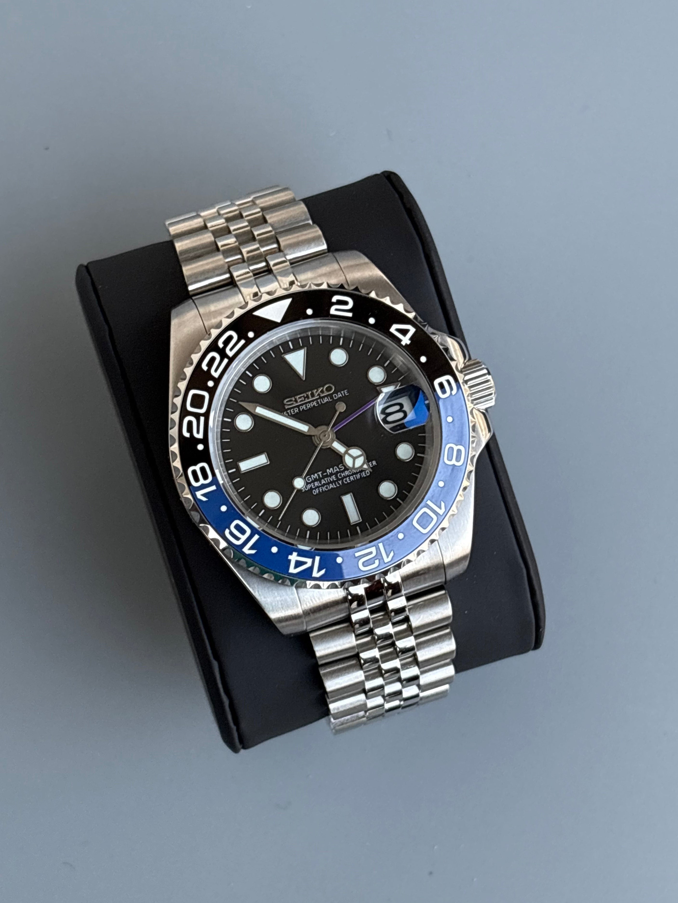 Seiko Mod GMT II | Batgirl