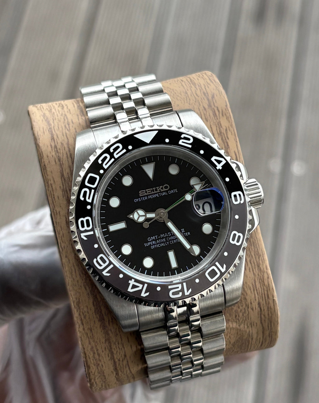 Seiko Mod GMT II | Bruce Wayne