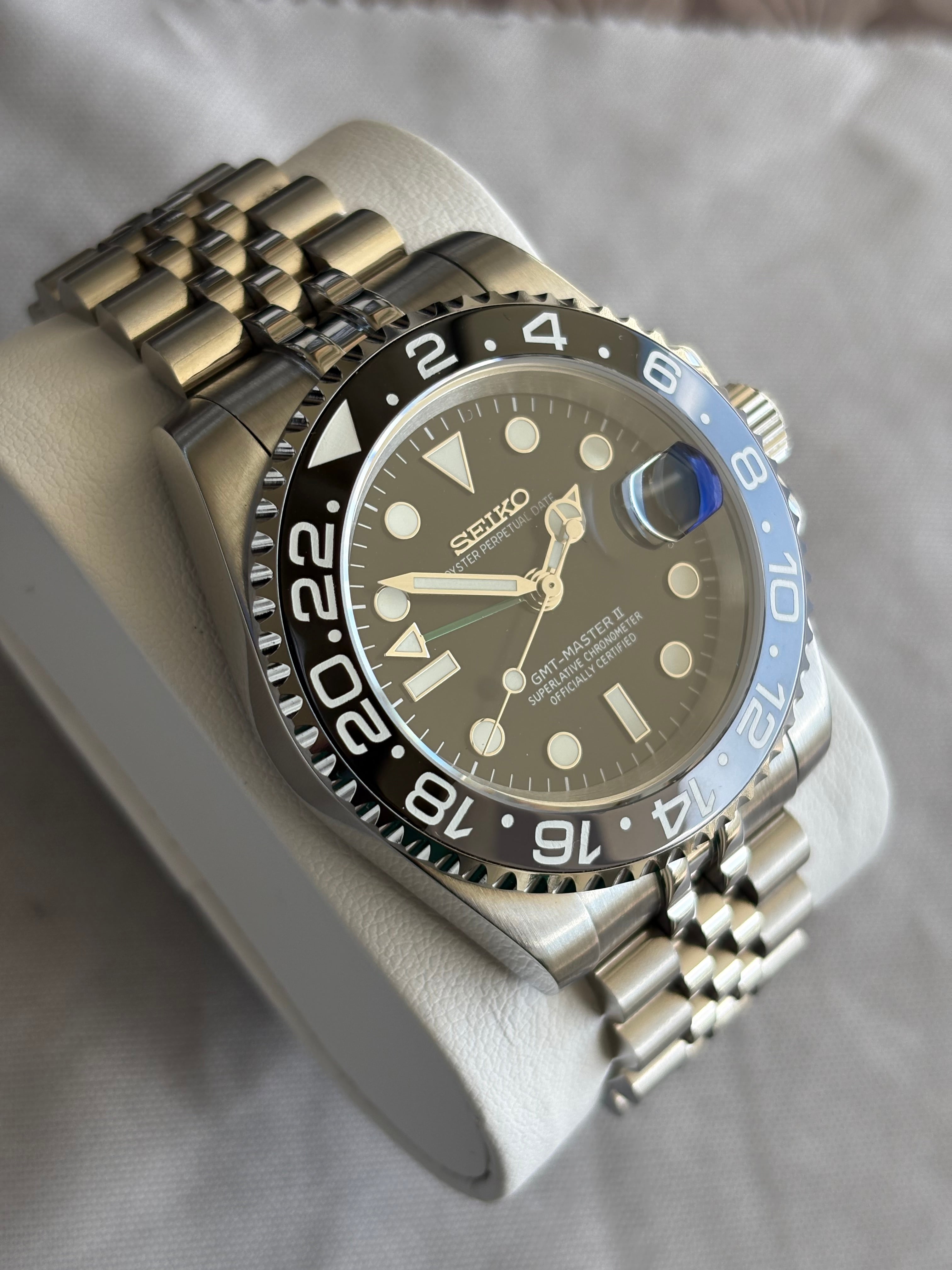 Seiko Mod GMT II | Bruce Wayne