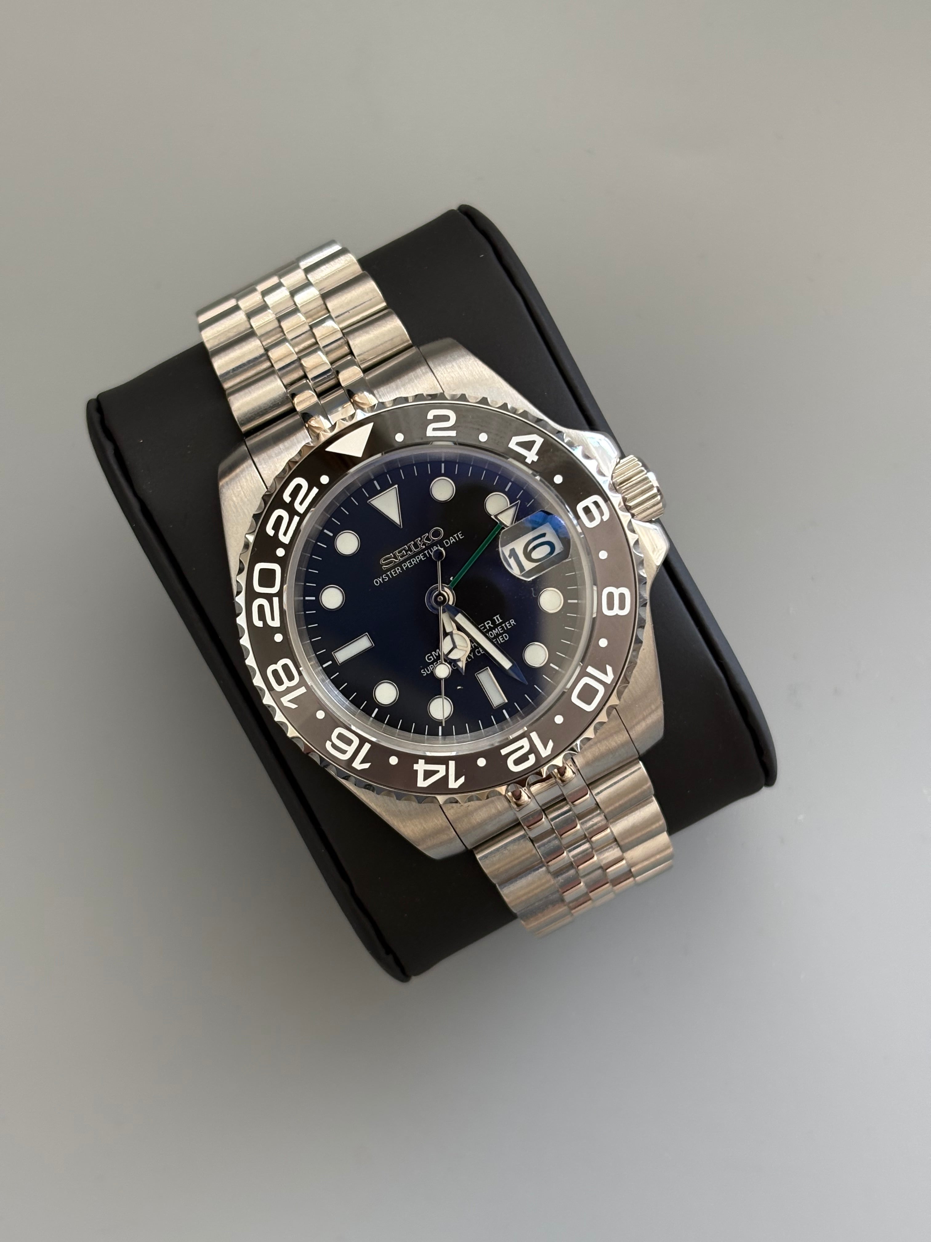 Seiko Mod GMT II | Bruce Wayne