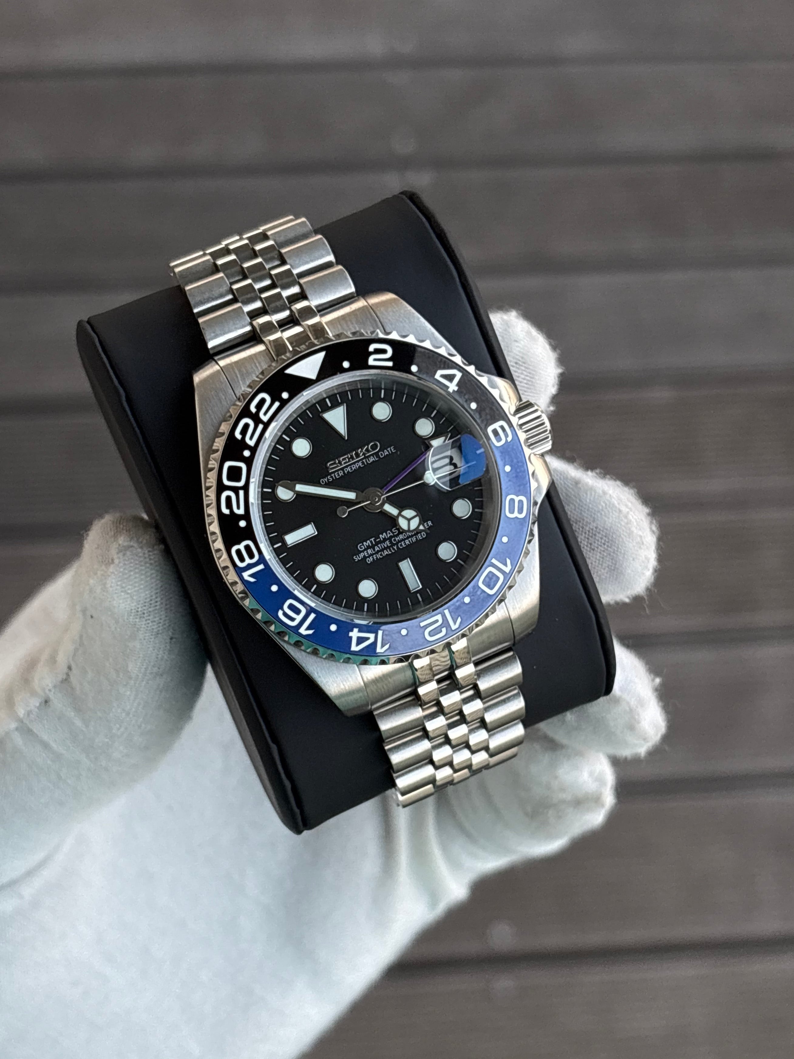 Seiko Mod GMT II | Batgirl