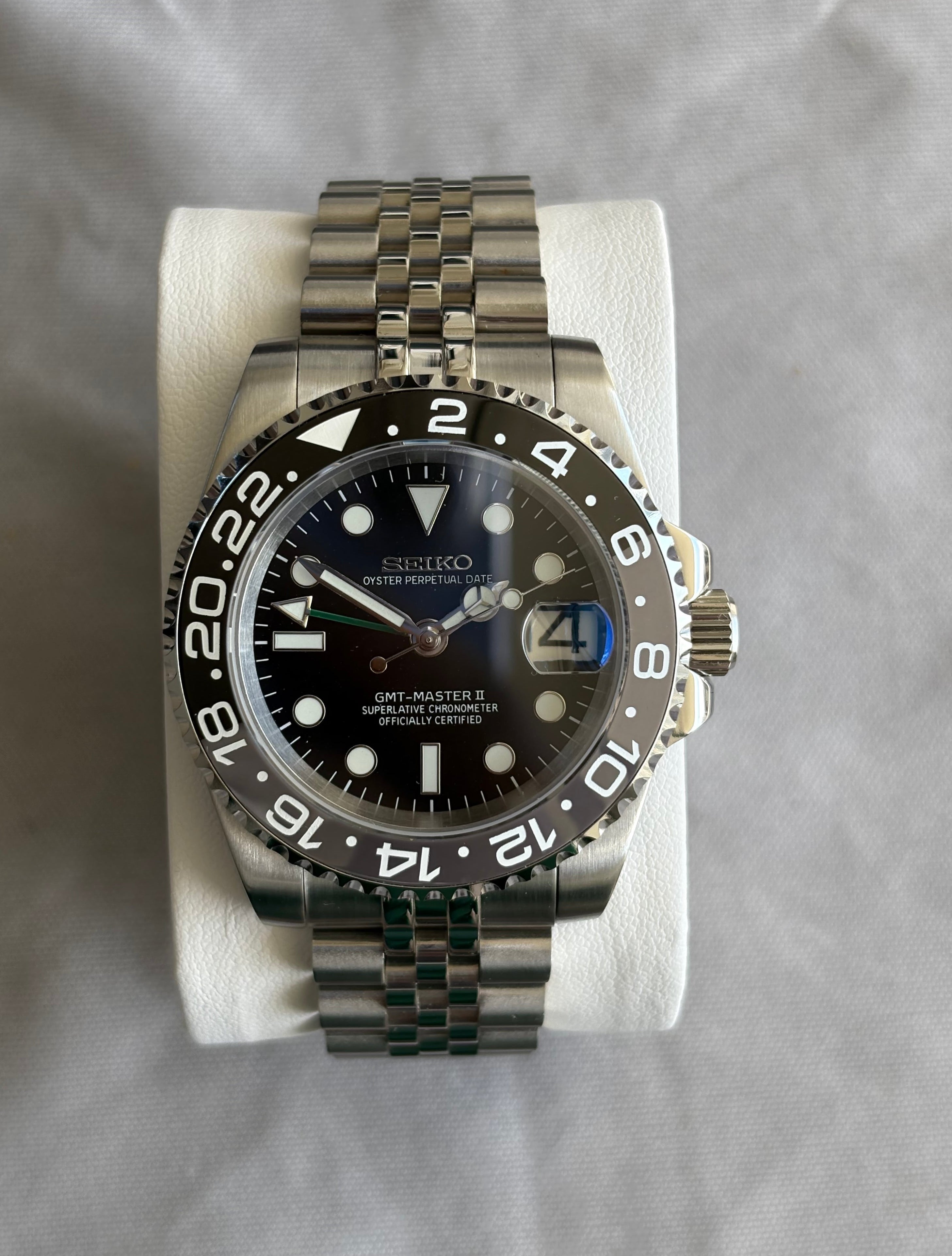 Seiko Mod GMT II | Bruce Wayne