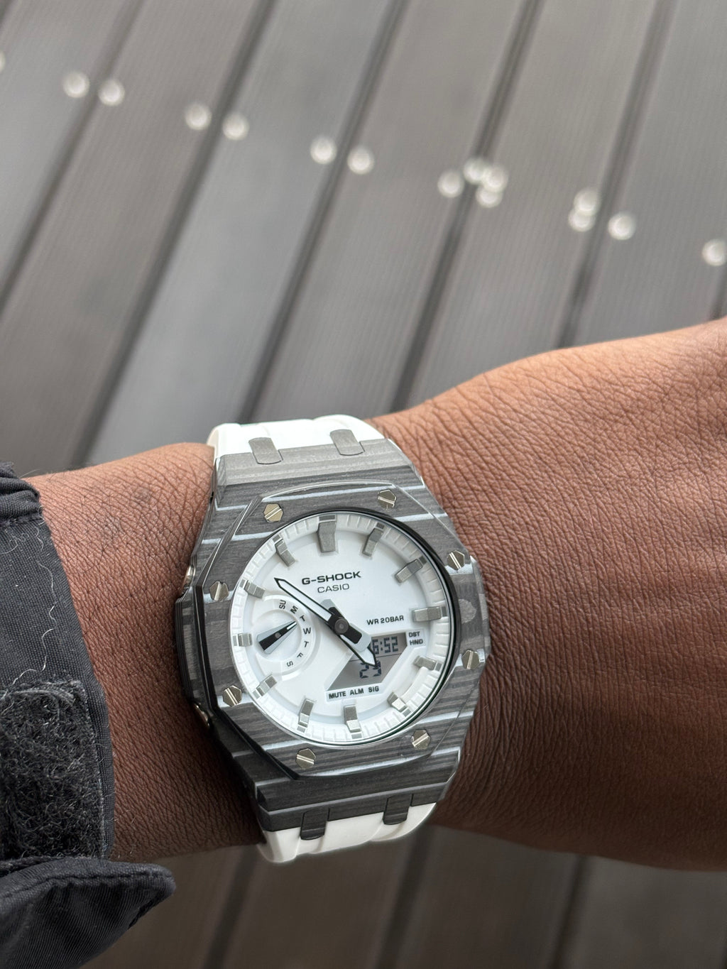G-Shock Custom | Carbone Z White Dial
