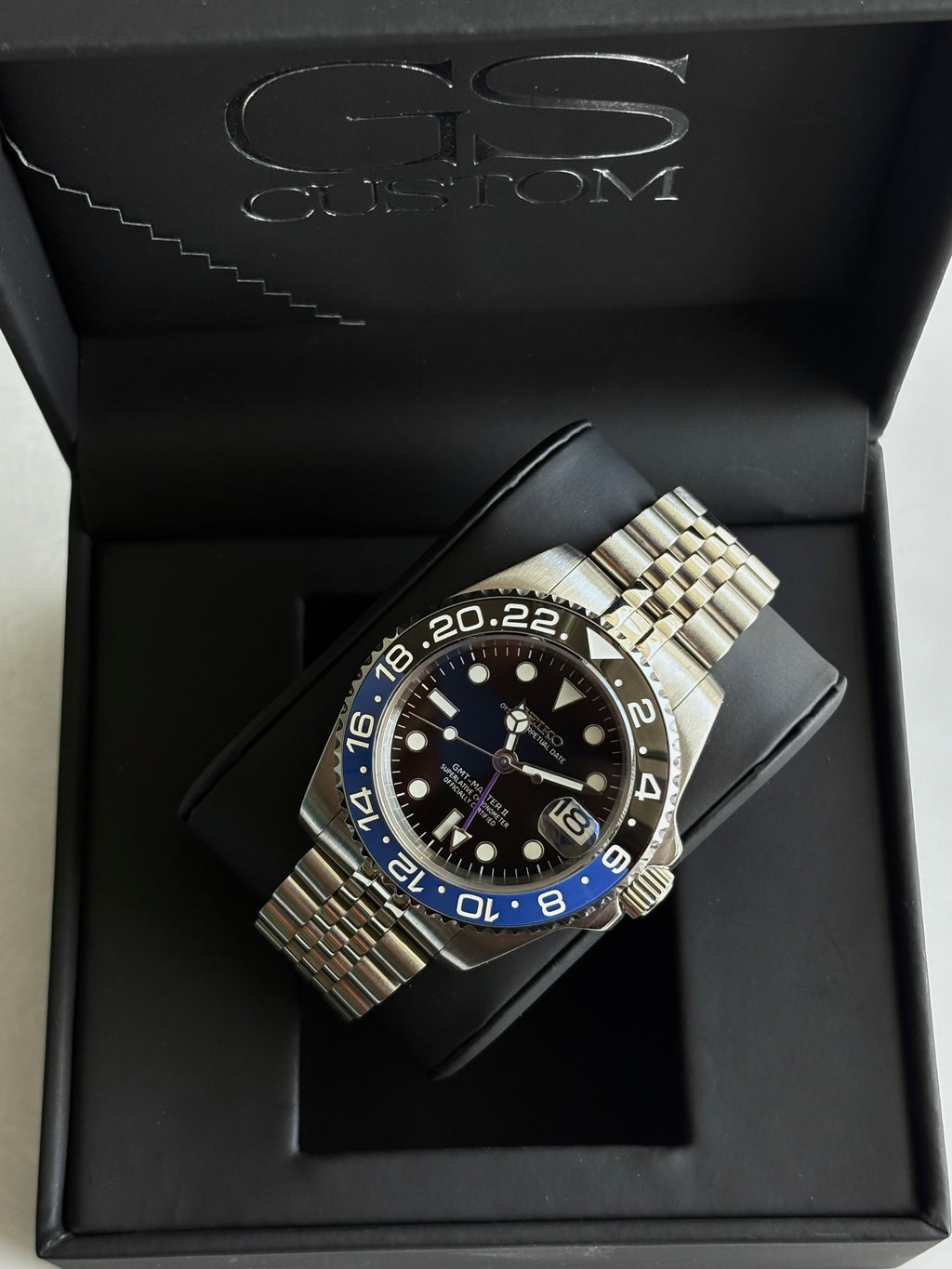 Seiko Mod GMT II | Batgirl
