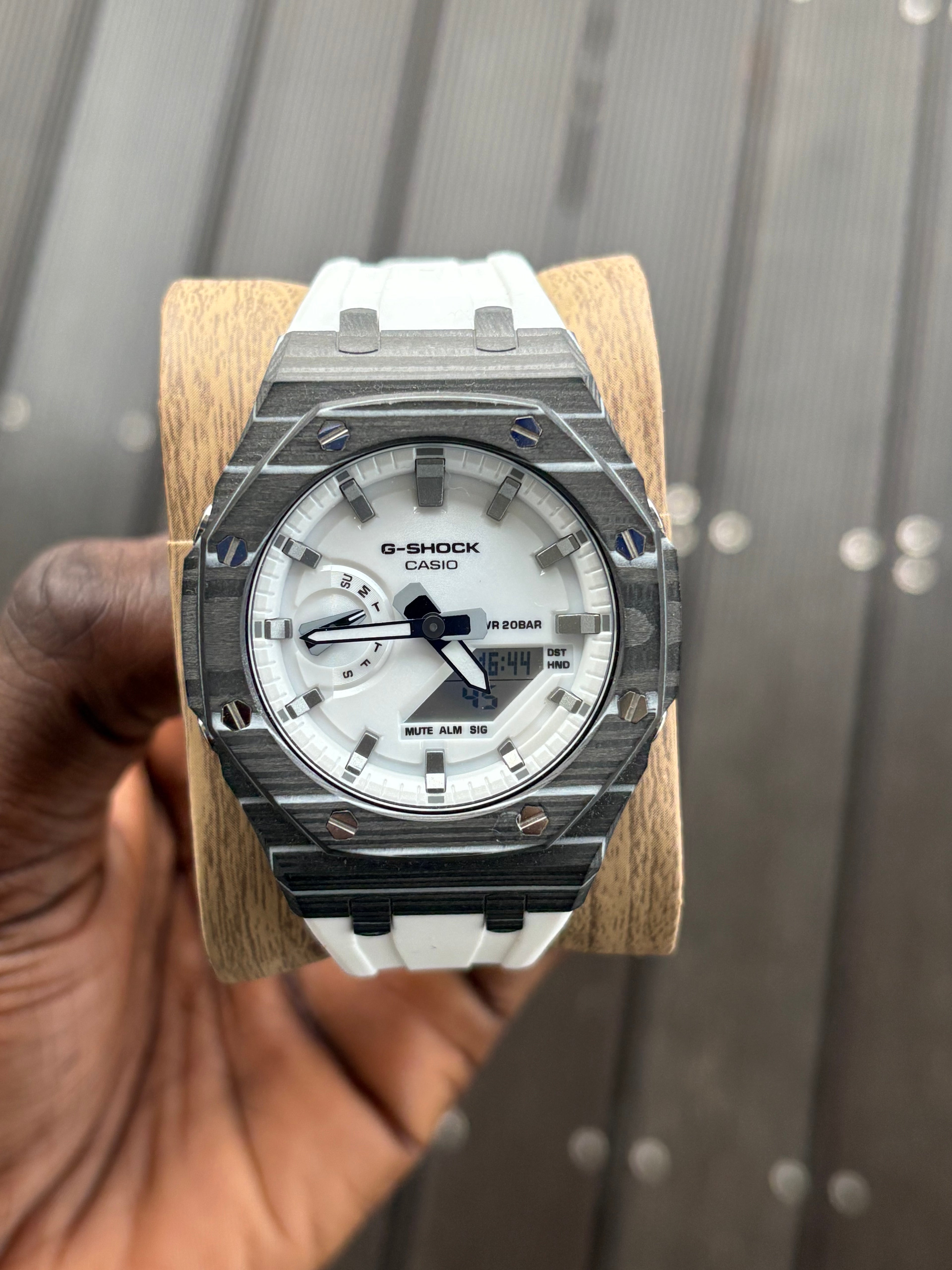 G-Shock Custom | Carbone Z White Dial